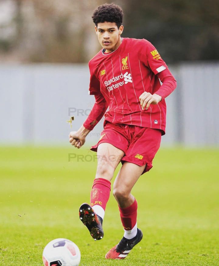Jarell Quansah playing for Liverpool's U18 